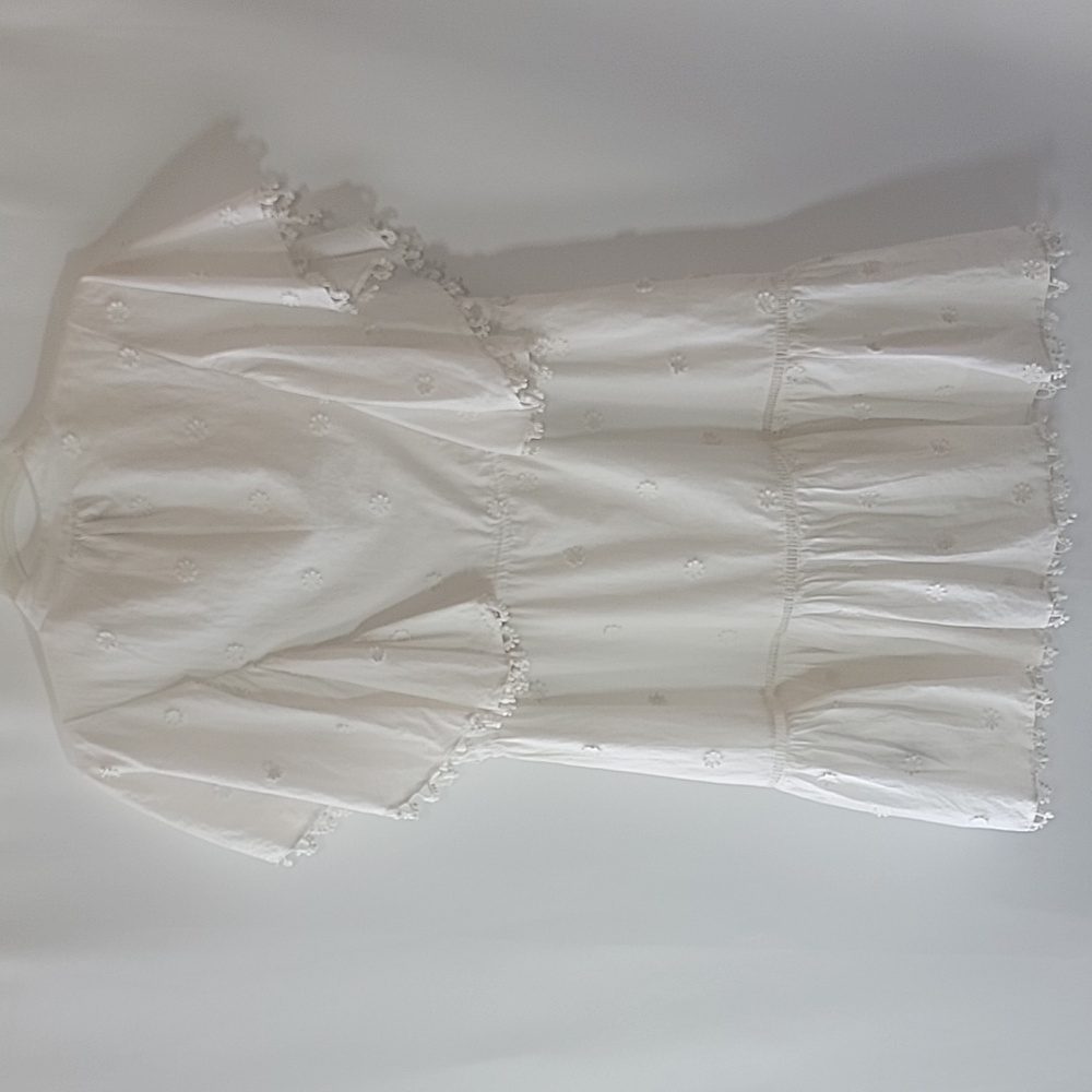 FARM RIO | 3D White Flower Dress - Picture 2 of 9